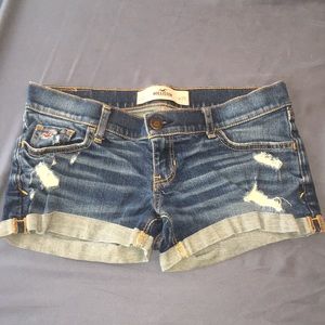 Hollister distressed short-shorts